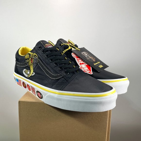 Vans X Cobra Kai Old Skool Shoe | Size 7.5 US Men - Picture 7 of 11
